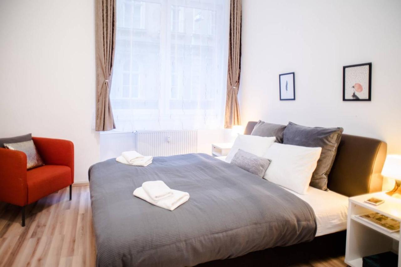 Very Spacious Ac Apartamento